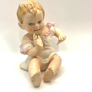 Vinatge Porcelain Piano Baby Sitting signed Bette Evans 1975